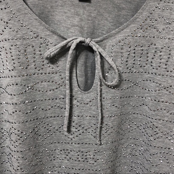 BANANA REPUBLIC | Gray Beaded Sleeveless Tee Sz M - Picture 6 of 13